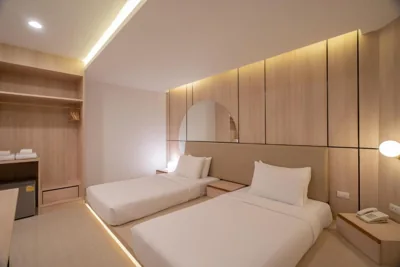 Studio Twin Room - No Window — Bedline Hotel